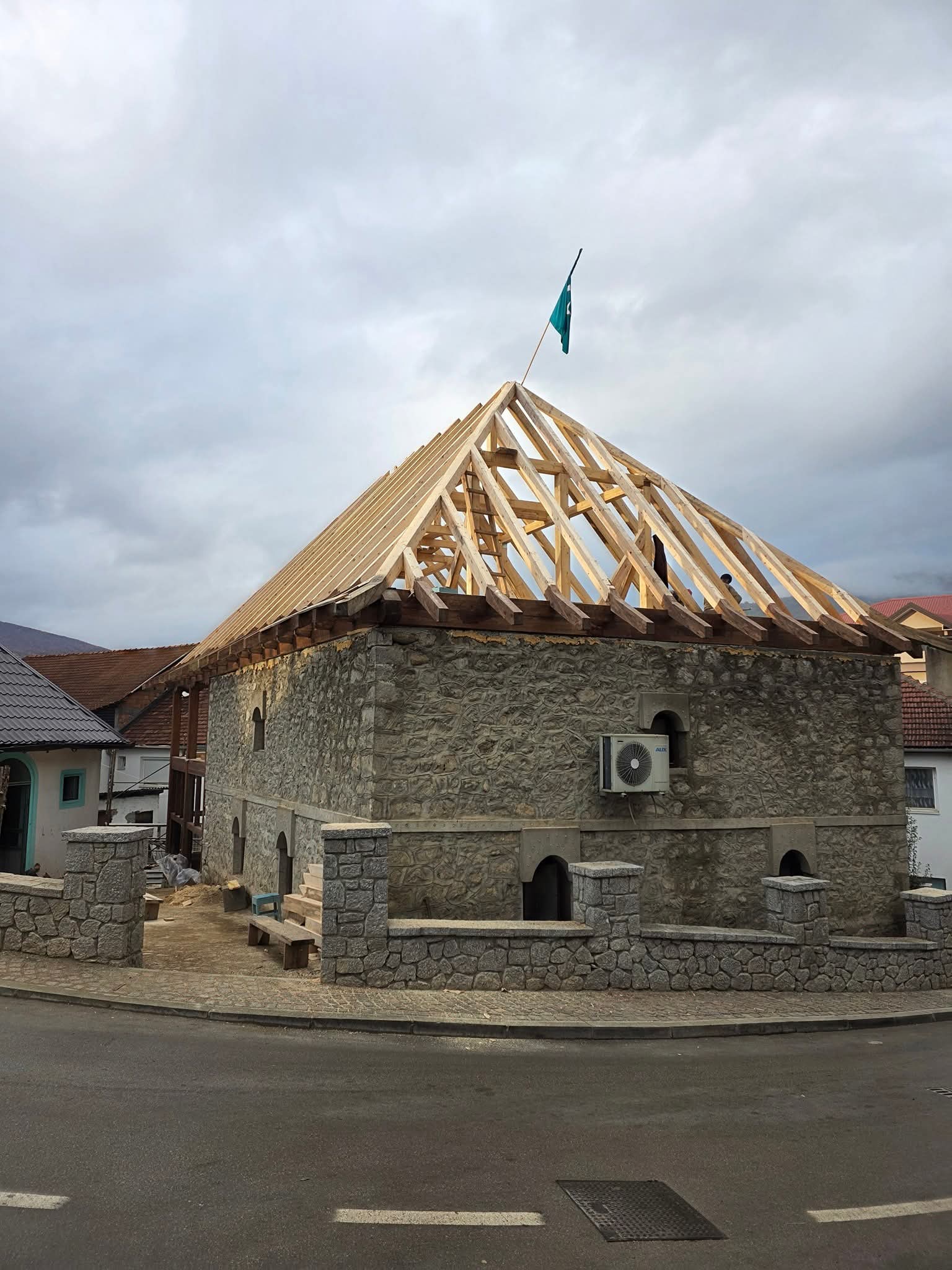 Rekonstrukcija Redžepagića džamije